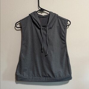 Women’s gray hooded muscle tee